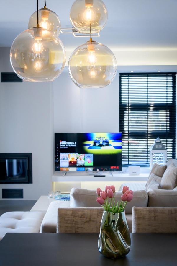 Stylish 2Br Flat With Stunning Views & Prv Parking Atenas Exterior foto